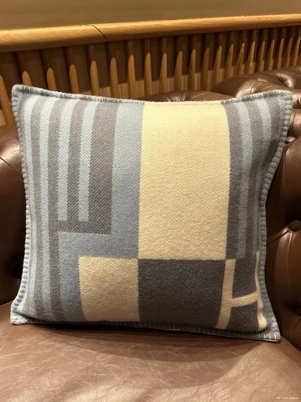 WOOL PILLOW HERMES THROW ITHAQUE 0519
